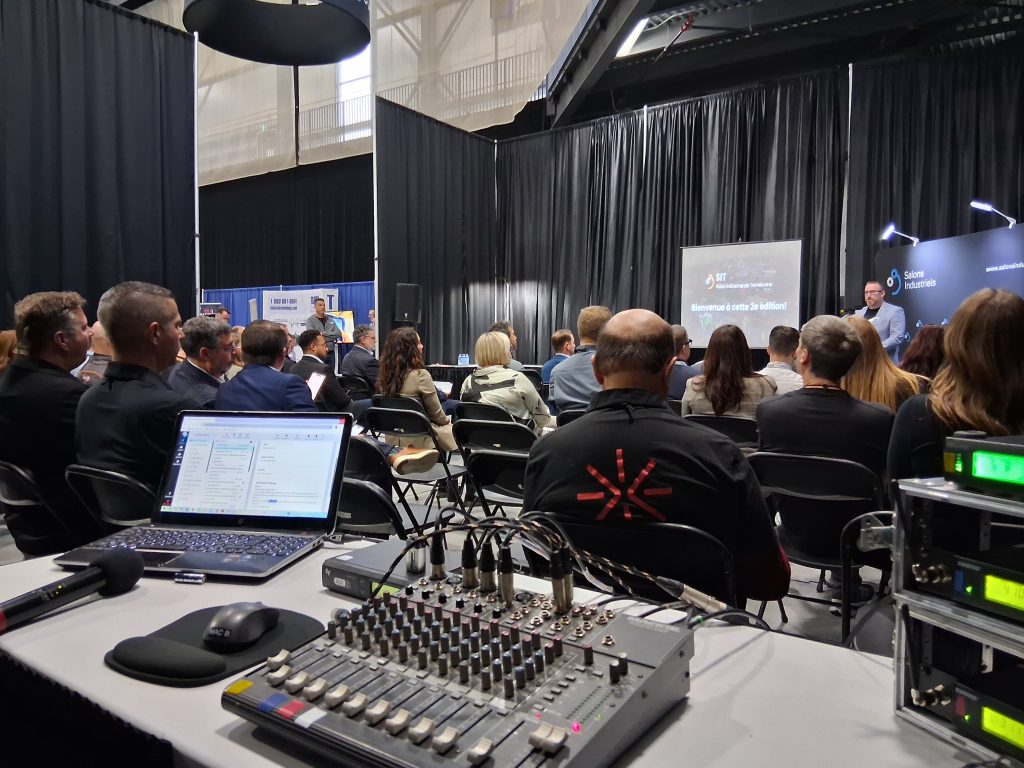 Témoignage du Salon Industriel de Terrebonne 2025 – Location audiovisuel pour conférence avec S.C. Sonorisation